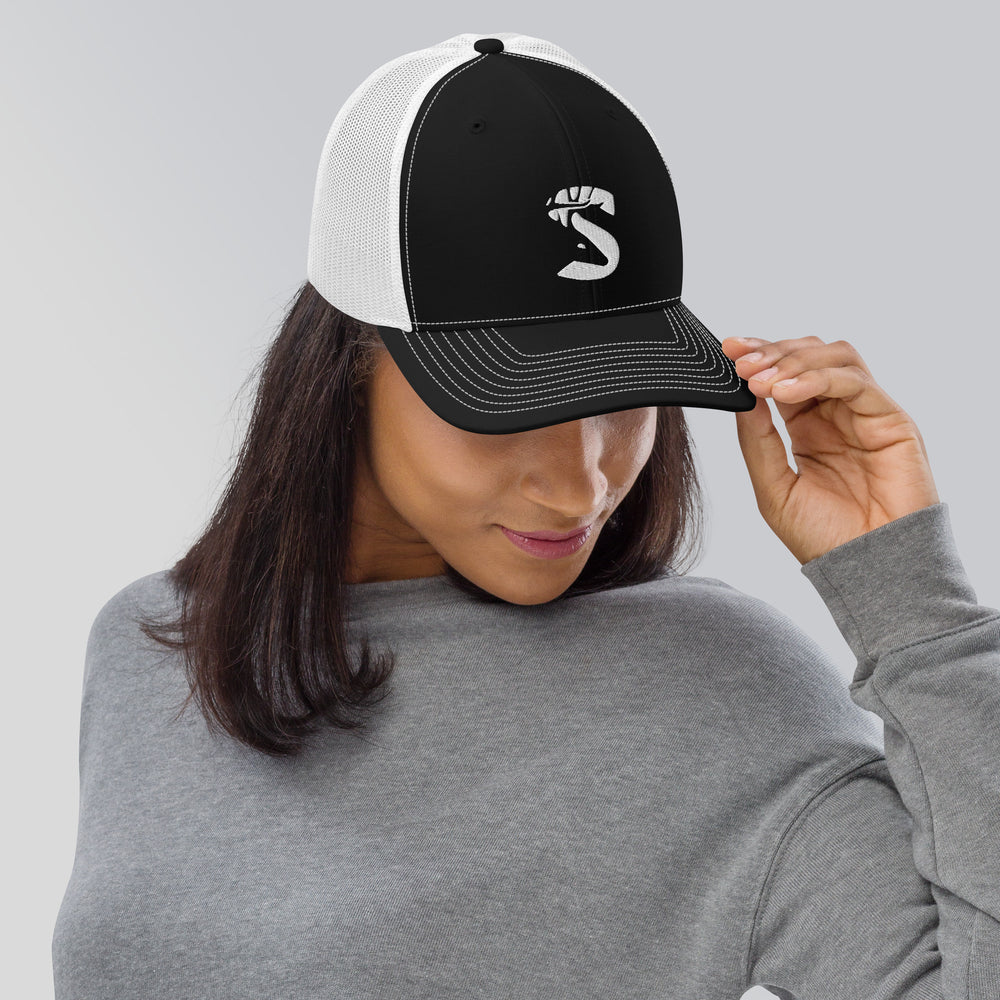 Sneaky Buck :: Snap Back Trucker Hat :: Yearling